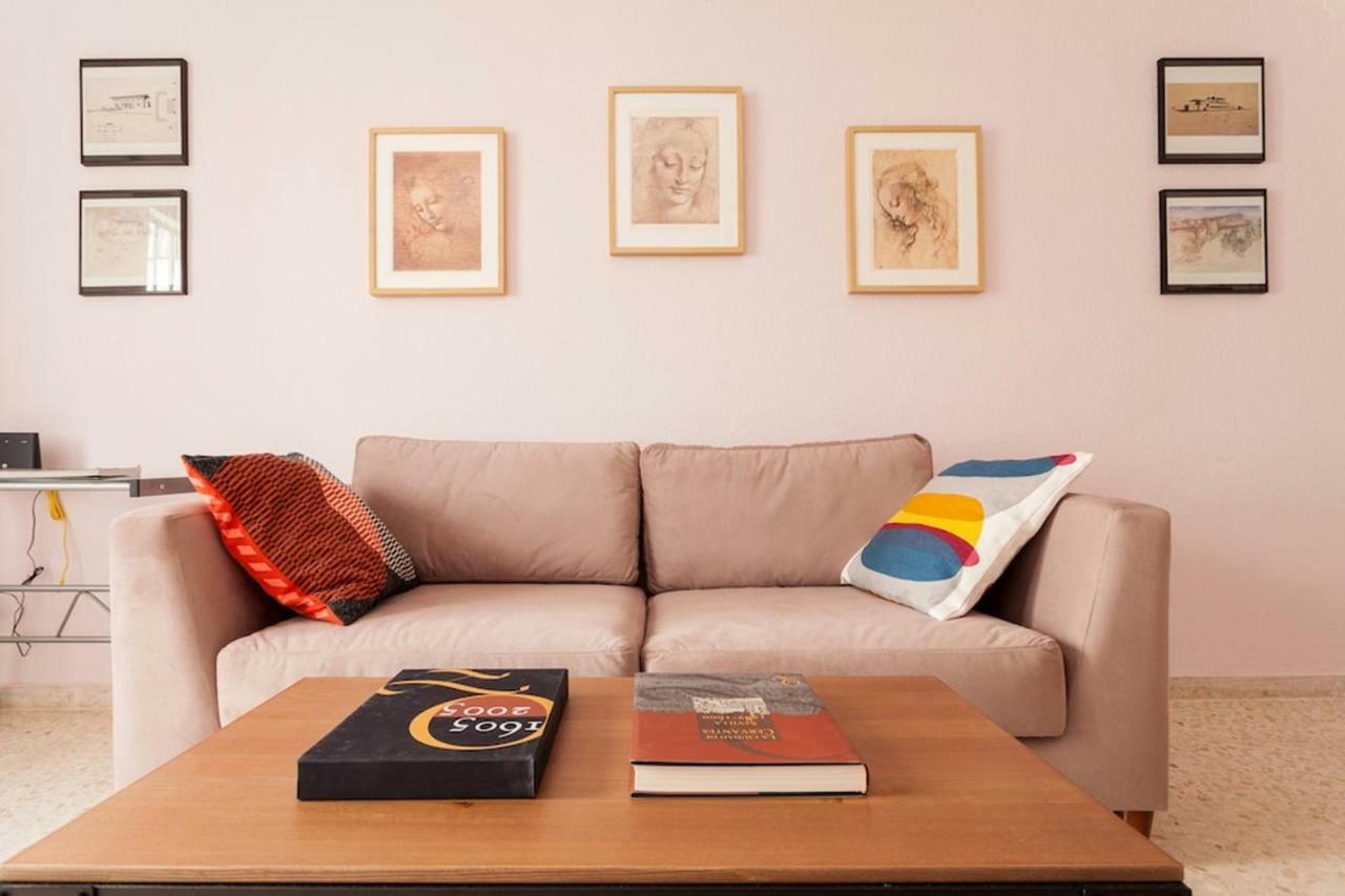 Apartamento Jardin De Santa Paula Siviglia Esterno foto