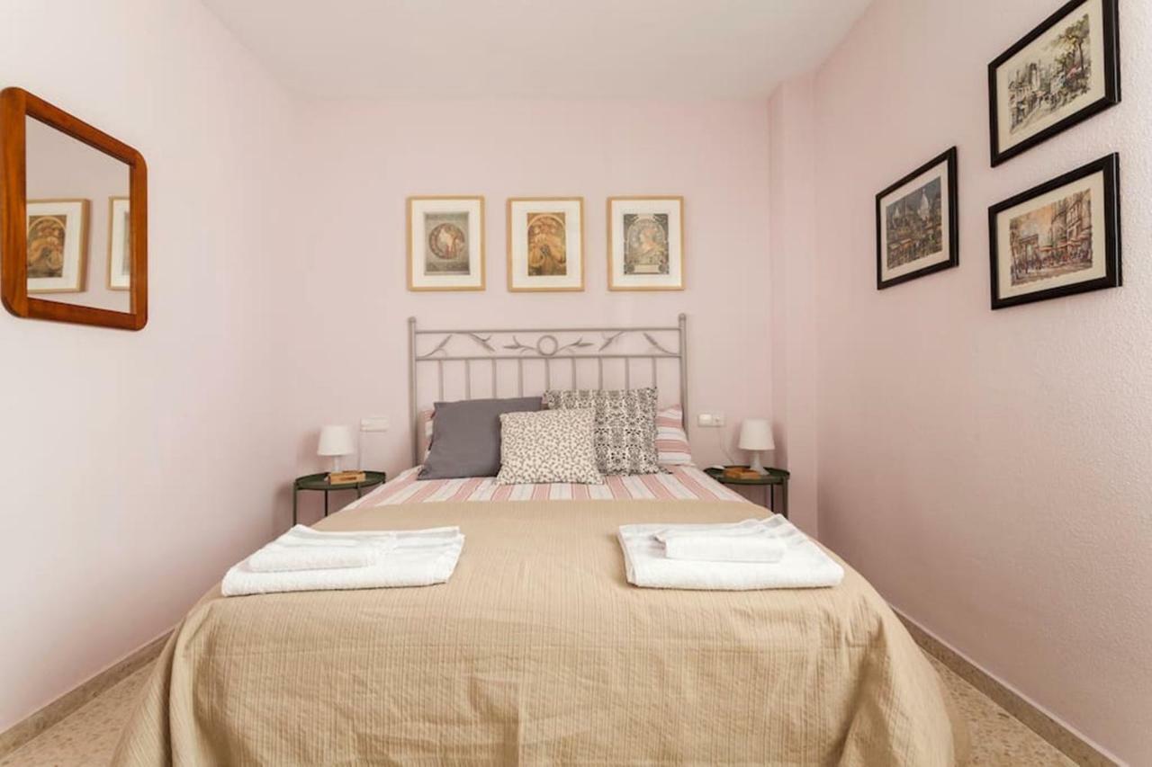 Apartamento Jardin De Santa Paula Siviglia Esterno foto